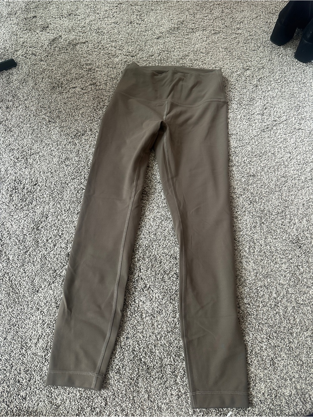 lululemon athletica Taupe High-Rise Leggings Size 6